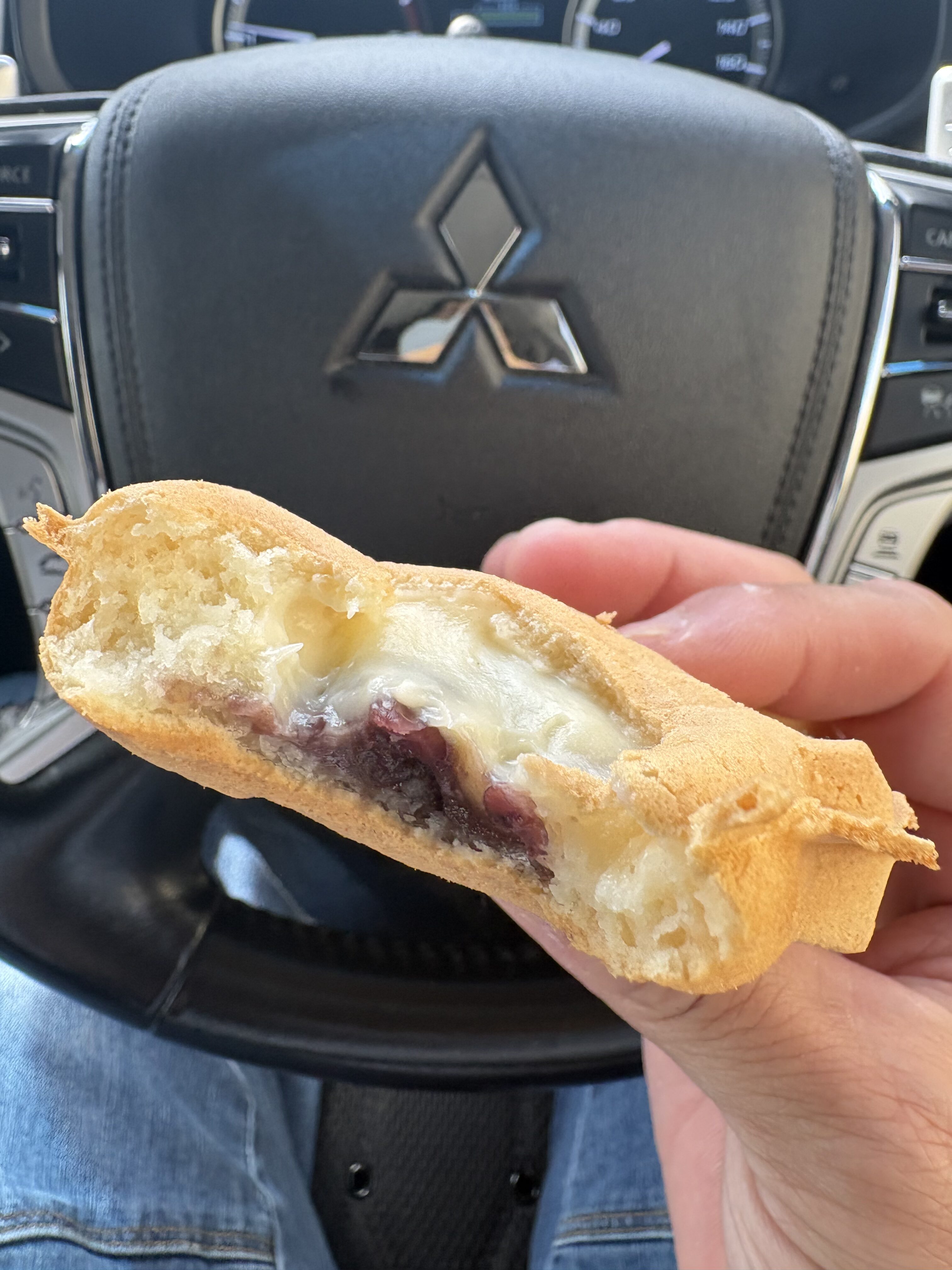 あんバターたい焼きの断面