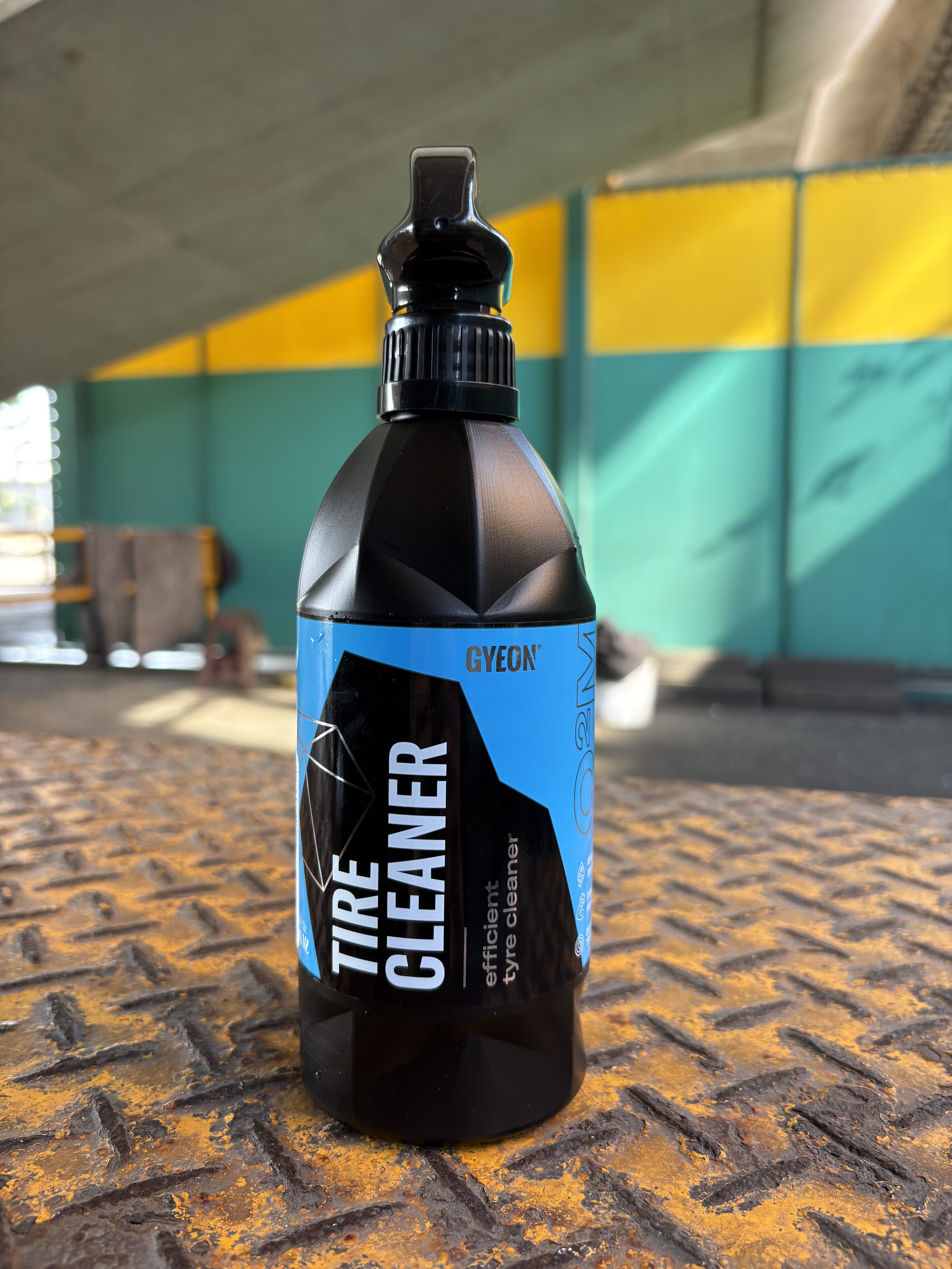 GYEON Q2M TireCleaner ボトル